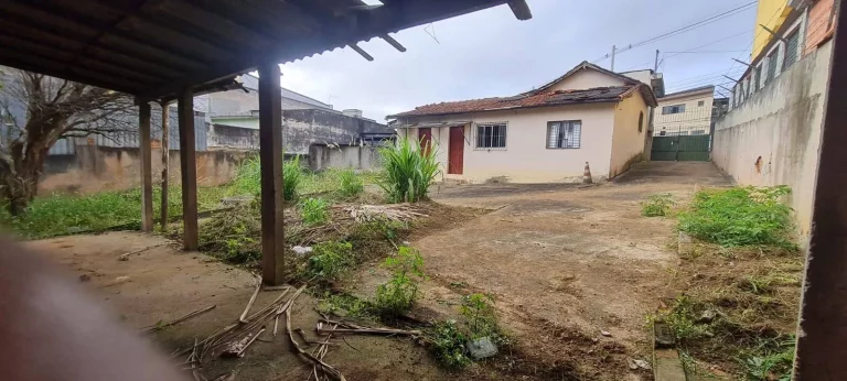 Imagem Terreno de Esquina com 660 m² Localização Excelente Para Comercio