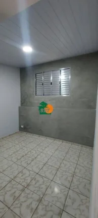 Imagem Casa Comercial para Locação em São Roque, Esplanada Mendes Moraes, 3 banheiros, 2 vagas
