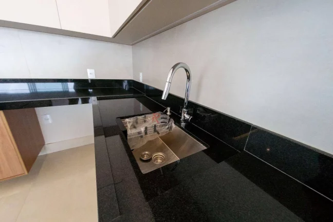 Imagem Casa de esquina com 3 suítes e escritório – A venda R$1.690.000 – Condomínio Fechado em Indaiatuba/SP