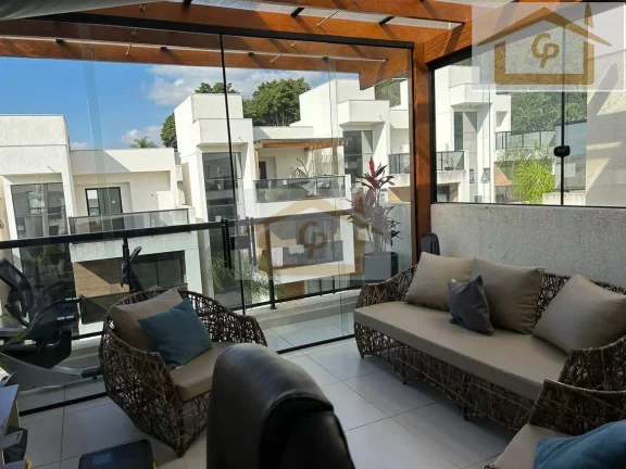 Imagem Triplex Encantador, 4 quartos sendo 2 suítes, excelente espaço para a área gourmet!