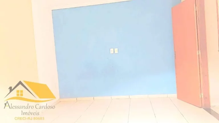 Imagem Vendo Casa na Praça da Furunfa