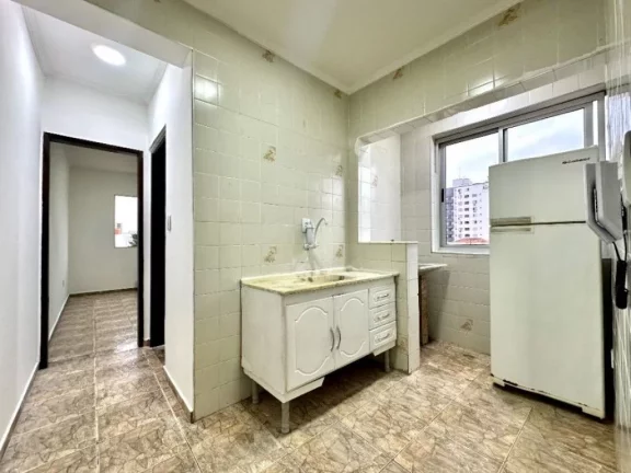 Imagem Apartamento à Venda em Vila Tupy, Praia Grande - SP