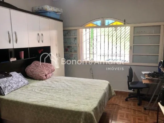Imagem Casa da frente tem 2 dormitórios, sendo uma suite, sala, cozinha e lavanderia, cômodos bem amplos ...