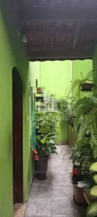 Imagem Sobrado de 3 Quartos, sendo 1 Suíte, 2 Vagas, Financia, Sóton, Área de Lazer com Churrasqueira no Jardim Mauá-SP