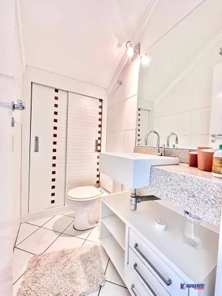 Imagem VENDO CASA DE 4 DORMITORIOS NO CONDOMÍNIO RESIDENCIAL VILA Di NAPOLLI