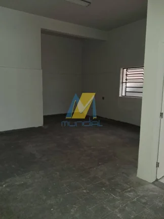Imagem Salão comercial amplo para seu negócio crescer com visibilidade e acesso