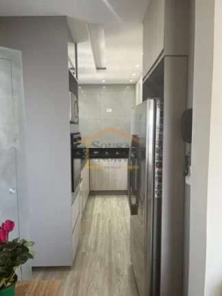 Imagem Apartamento reformado, 3 dormitórios, sendo 1 suíte, sala para 2 ambientes, cozinha com armários,...