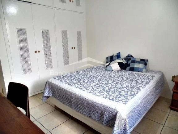 Imagem Casa a venda de 04 quartos no Bairro Jardim ParaÃ­so!

Estuda permuta por aptos de 2 quartos com suÃ...