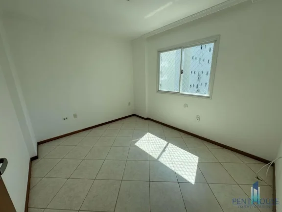 Imagem Apartamento Zona Central para Venda em Balneário Camboriú, CENTRO, 3 dormitórios, 1 suíte, 2 banheiros, 2 vagas