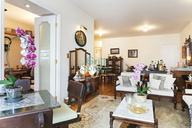 Imagem Apartamento à Venda em Cerqueira César - São Paulo/SP.