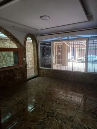 Imagem Sobrado com 3 dormitórios à venda, 300 m² por R$ 800.000,00 - Jardim Monte Cristo - Suzano/SP