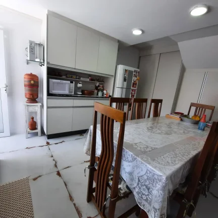 Imagem Sobrado Maravilhoso 162 m² 3 Dormitorios e 2 Vagas de Gargens