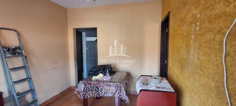 Imagem Sobrado com 300m², Escritura, Ótimo salão comercial(7 X 11mts), 2 Casas (4 Cômodos cada), Excelente Localização no Jardim Zaíra, Mauá-SP