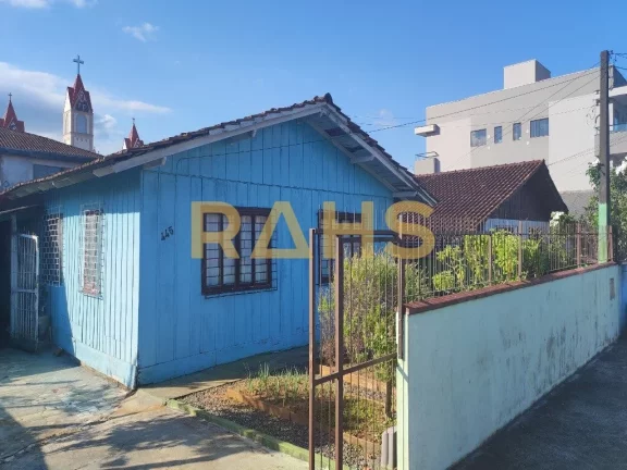 Imagem Descubra o lugar perfeito para construir! Terreno plano de 382,70 m² no bairro Jardim Iririú. Zone...