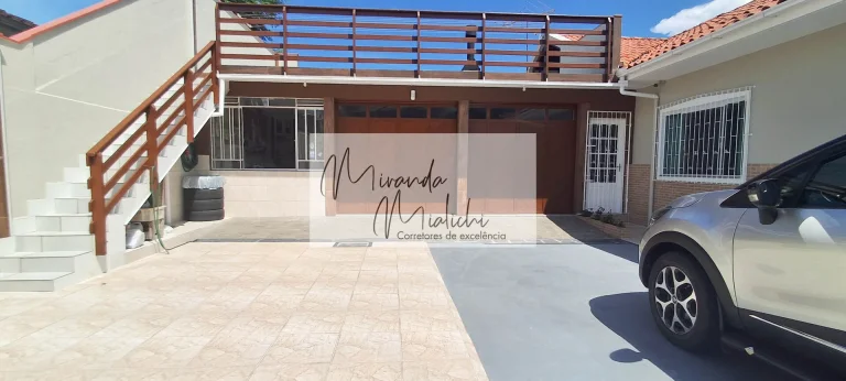 Imagem Encantadora Casa 4 Quartos em Biguaçu