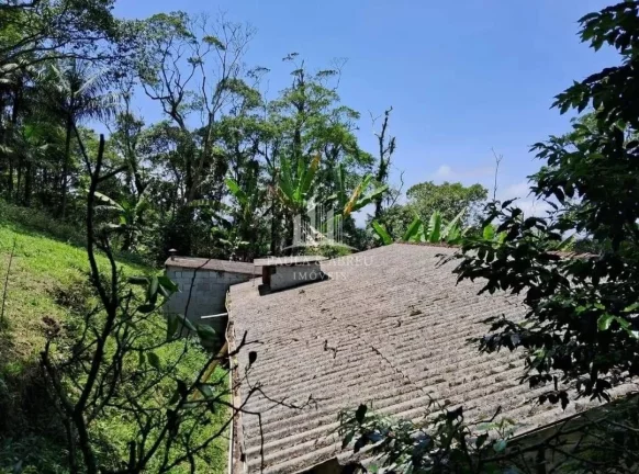Imagem Chácara 1.600m², Escritura, 3 Quartos, sendo 2 Suítes, Vários pé frutas, no Rio Grande da Serra-SP