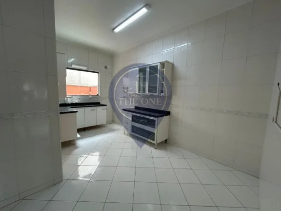 Imagem Casa em Condomínio à venda em Bosque da Saúde, São Paulo-SP: 2 quartos, 2 suítes, 3 banheiros, 2 vagas, 142m²!