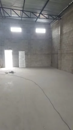 Imagem Barracão bairro Jardim dos Pinheiros, terreno 12 x 29 com 244 m². Excelente lugar próximo a rodov...