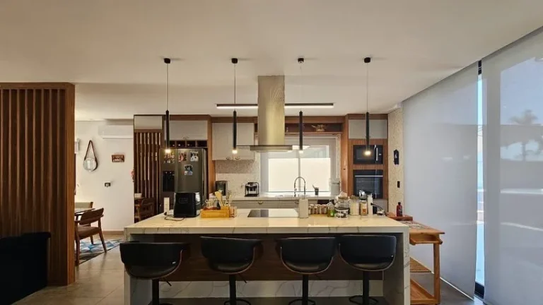 Imagem Casa 4 suites à Venda no Condomínio em Atibaia