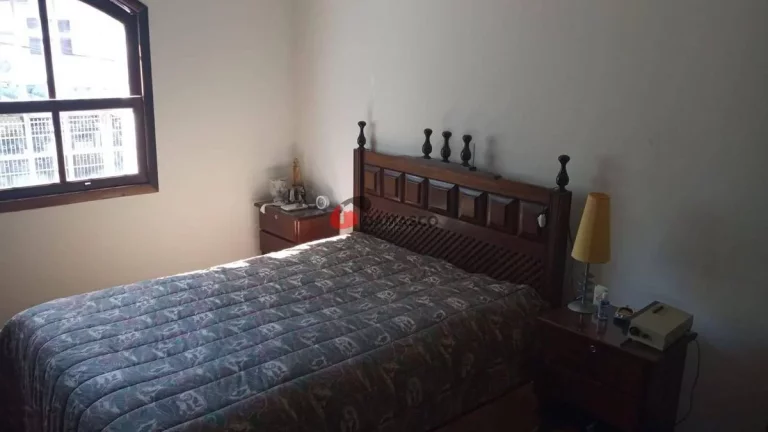 Imagem Casa à venda 2 Quartos, 1 Suite, 3 Vagas, 235M², Campestre, Santo André - SP