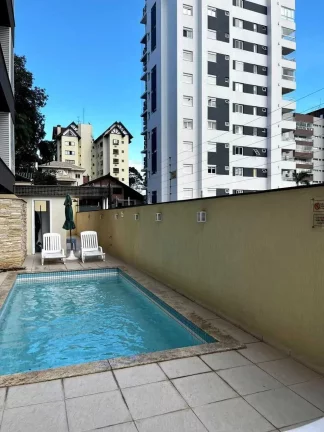 Imagem Apartamento com 3 dormitórios sendo 1 suíte e 1 vaga de garagem em Joinville/SC