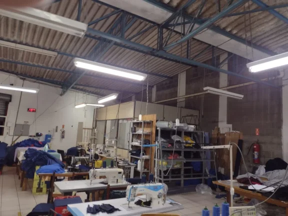 Imagem Casa/Salão, venda e compra, Santa Terezinha, Várzea Paulista