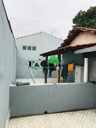 Imagem Casa para Venda em Limeira, Parque Hippolyto, 3 dormitórios, 2 banheiros, 3 vagas