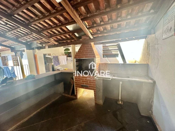 Imagem Casa com 3 dormitórios, 220 m² - venda por R$ 350.000,00 ou aluguel por R$ 2.500,00/mês - Alvorada - Araporã/MG