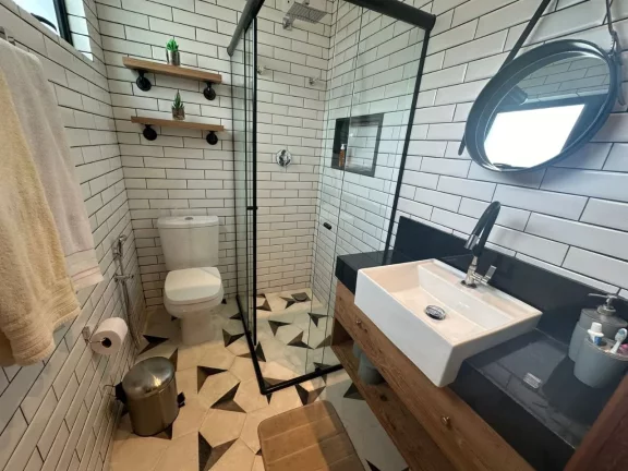 Imagem Casa de Alto Padrão no Bairro Cabral, Contagem  Oportunidade Imperdível!

Para quem busca um...