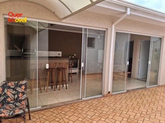 Imagem Casa em Condomínio à Venda em Ribeirão Preto-SP 3 quartos, 1 suíte, 4 vagas, 210m² - Condomínio Bella Città