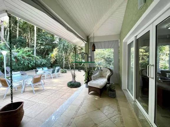 Casa com 4 Quartos à Venda, 553 m² em Forest Hills - Jandira
