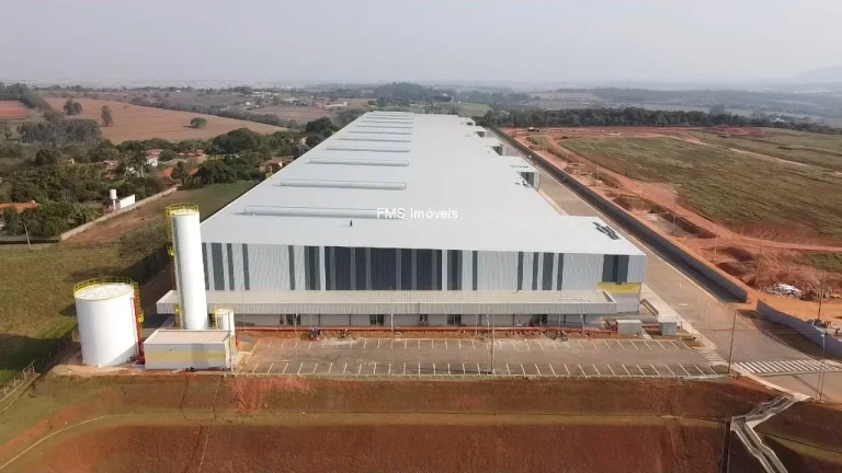 Imagem Galpão com 6870m2 em Porto Feliz/SP