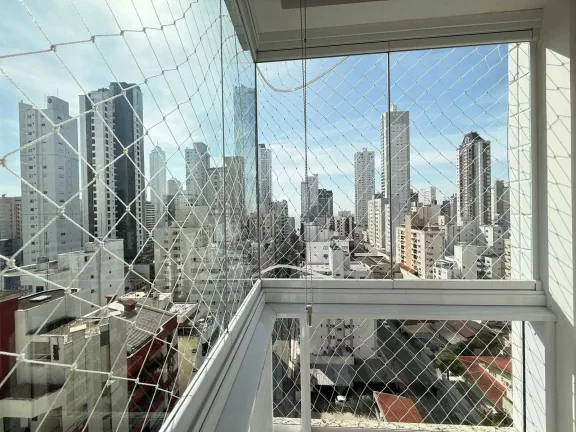 Imagem Apartamento mobiliado com 3 suítes e 2 vagas de garagem em Balneário Camboriú/SC