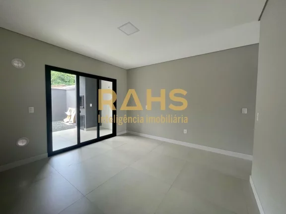 Imagem Ótimo sobrado geminado com 1 suíte mais 2 quartos a venda no bairro Bom Retiro em Joinville. Conta...