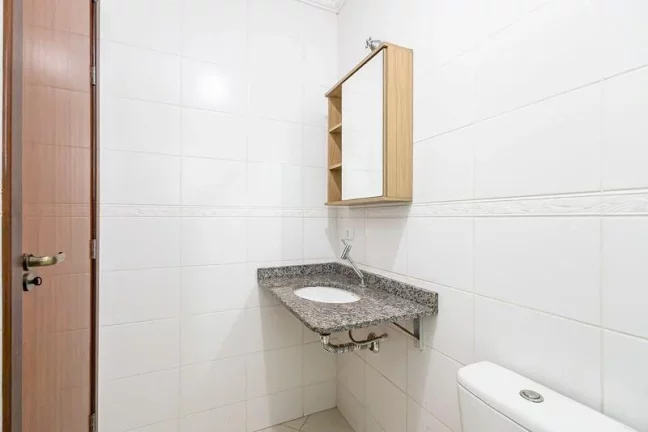 Imagem Sobrado à Venda – Santo Inácio, Curitiba | 3 Quartos e 3 Vagas