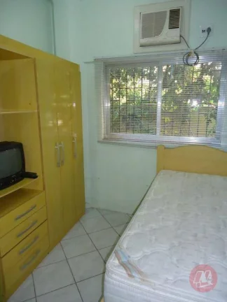 Imagem Apartamento com 2 dormitórios à venda, 89 m² por R$ 250.000 - Independência - Porto Alegre/RS