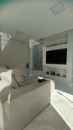 Imagem Casa para venda no Horto Florestal com piscina privativa - Sim