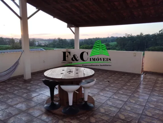 Imagem Casa para Venda em Araras, Jardim Tarumã, 3 dormitórios, 1 suíte, 1 banheiro, 4 vagas
