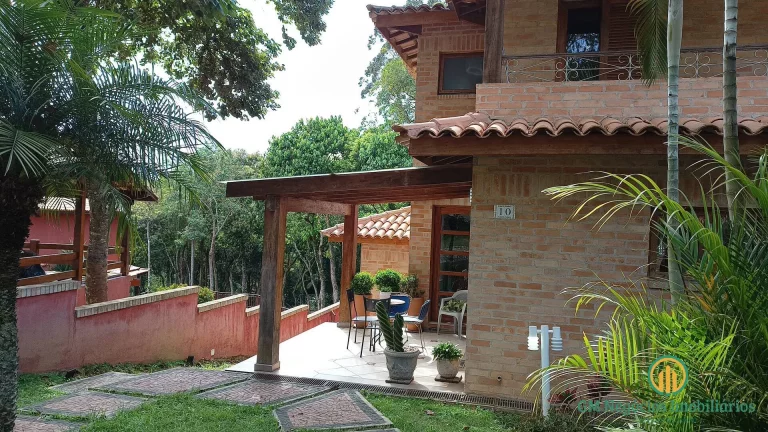 Imagem Cond. Villagio Toscano Granja Viana - 3sts. e 2 escritórios - Ch dos Lagos