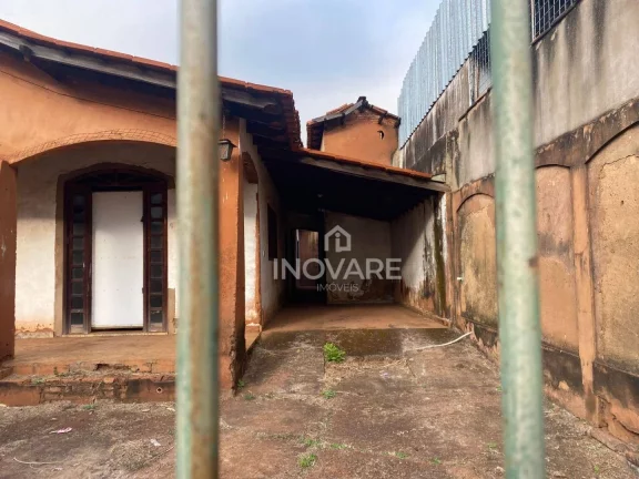 Imagem Casa com 3 dormitórios à venda, 140 m² por R$ 500.000,00 - Oeste - Itumbiara/GO