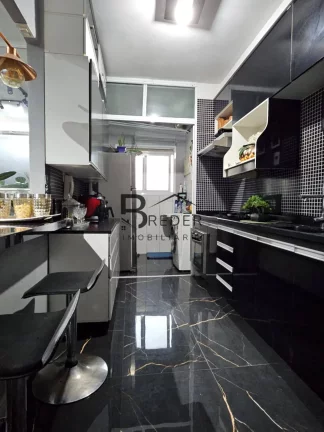 Imagem Apartamento 3 dorms com 2 vagas reformado a venda Tupanci Barueri Cond Alph