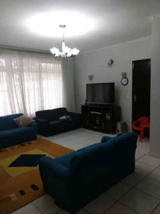 Imagem Casa maravilhosa Térrea 156 m² 3 Dormitórios sendo 1 Suíte Estuda Permuta