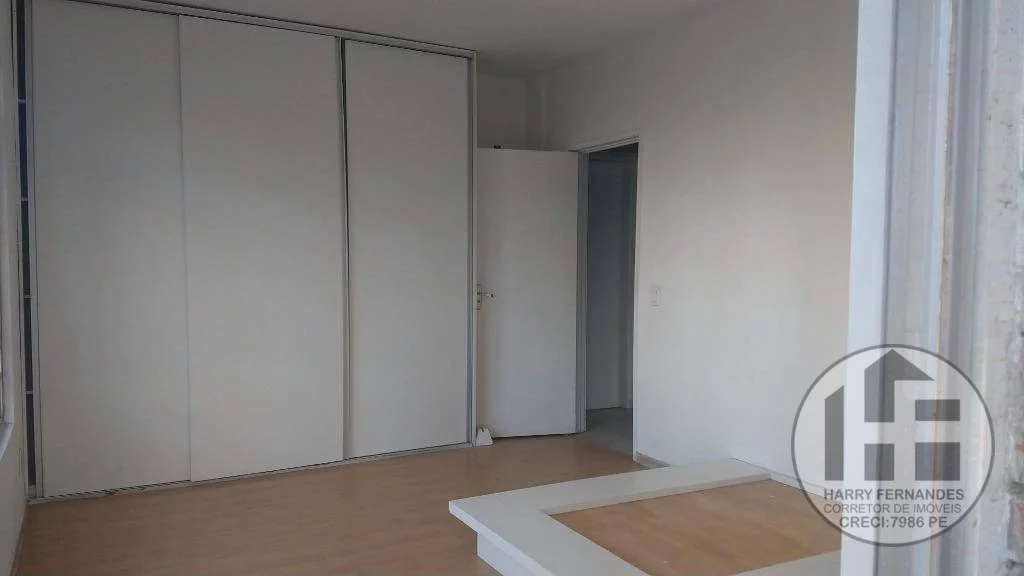 Imagem Apartamento com 3 Quartos à Venda, 200 m² em Casa Forte - Recife