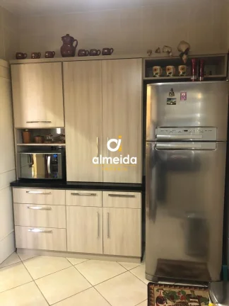 Imagem CASA 3 DORMITÓRIOS NO CENTRO DE SANTIAGO
