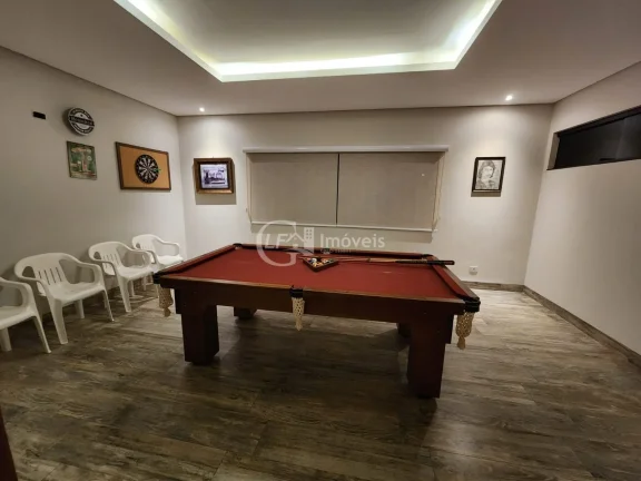 Imagem Casa à venda em Campo Grande-MS, bairro Amambaí: 3 quartos, 2 suítes, 3 salas, 2 banheiros, 3 vagas de garagem, 260m² de área.