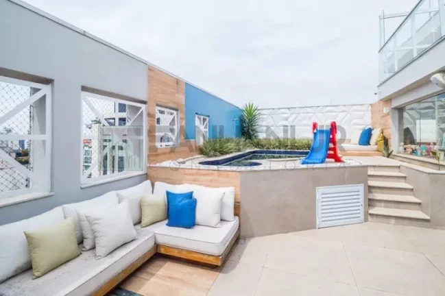 Imagem Cobertura com piscina à venda em Moema, São Paulo-SP: 4 quartos, 4 suítes, 4 salas, 6 banheiros, 3 vagas, 320m². Venha conferir!