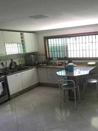 Imagem CASA À VENDA E PARA LOCAÇÃO NO BAIRRO CANCELA PRETA MACAÉ/RJ.