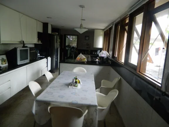 Imagem Casa à venda com 6 Quartos em Aldeia, Camaragibe