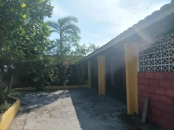 Imagem Casa para Venda em Itanhaém, Nossa Sra. do Sion, 4 dormitórios, 2 banheiros, 5 vagas