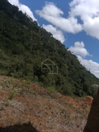 Imagem Sítio a venda entre Santa Leopoldina/Santa Teresa – 11 Hectares